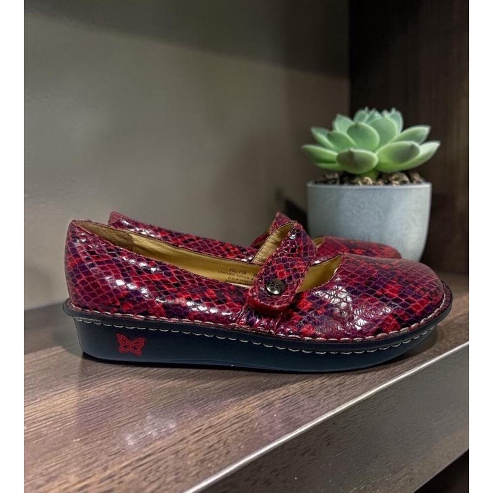 Alegria Womens Leather Red Snake Print Mary Jane Clog Shoes Size 37 US 7-7.5